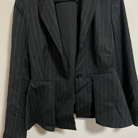 DKNY Peplum Blazer - Picture 5 of 8